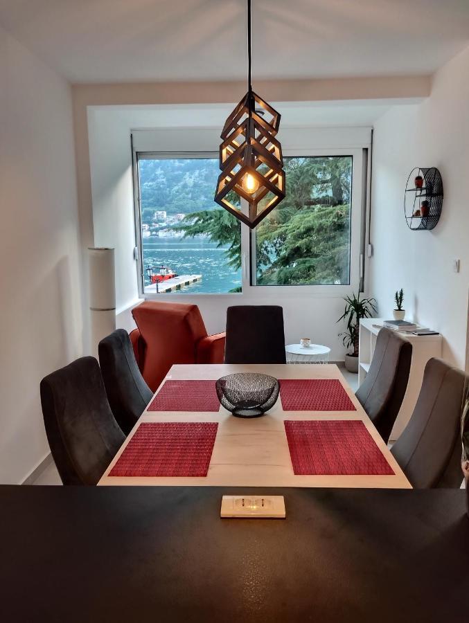 Apartman Lubarda Apartment Kotor Bagian luar foto