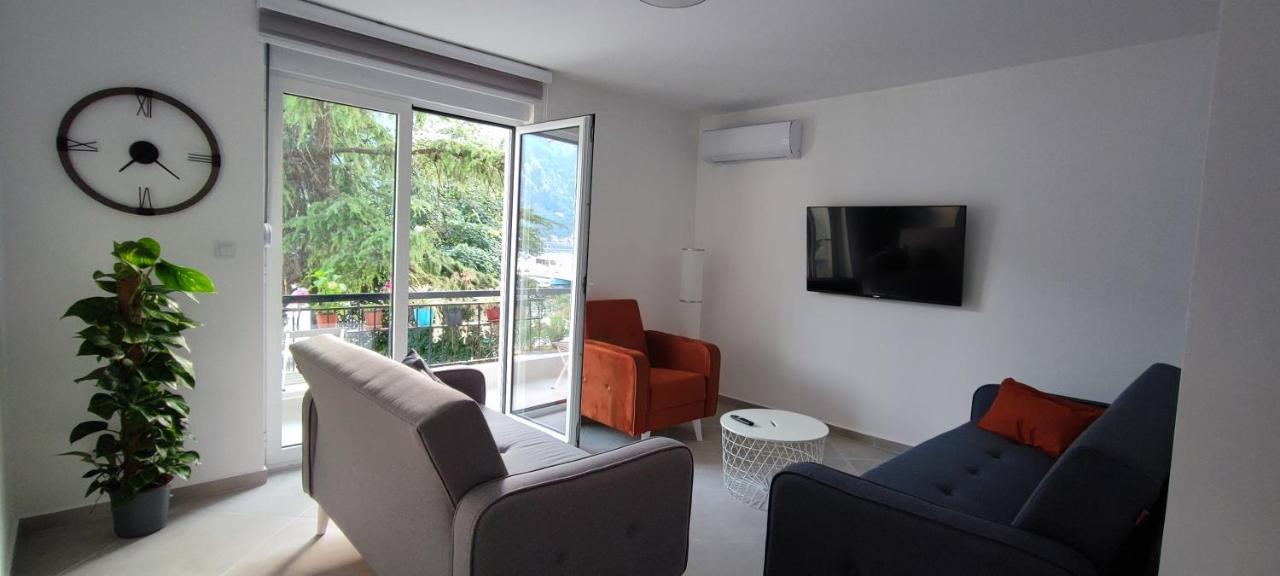 Apartman Lubarda Apartment Kotor Bagian luar foto
